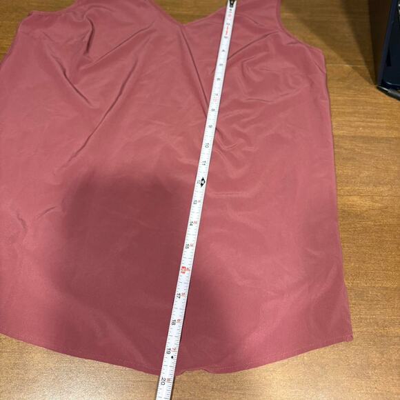 Athleta voyager tank crushed berry athletic top | Workout - Picture 7 of 8